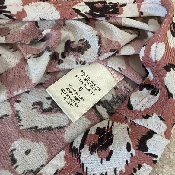 West kei Pink and white leopard top - Picture 5 of 5